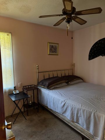 1088 WESTERN PARK DR, Memphis, TN 38109