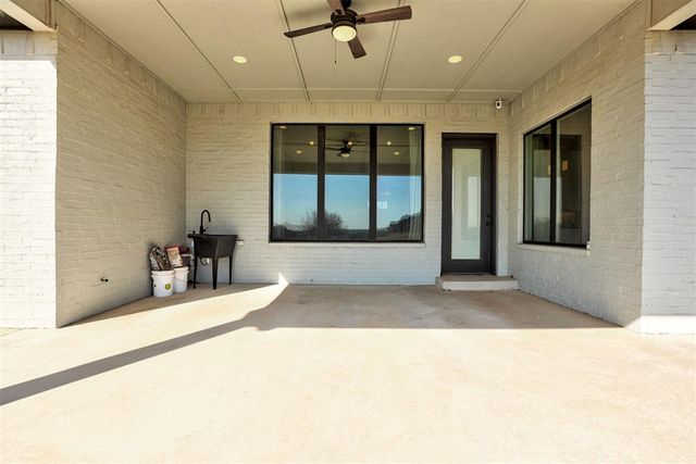 3562 Winding Ridge Drive, Blanchard, OK 73010