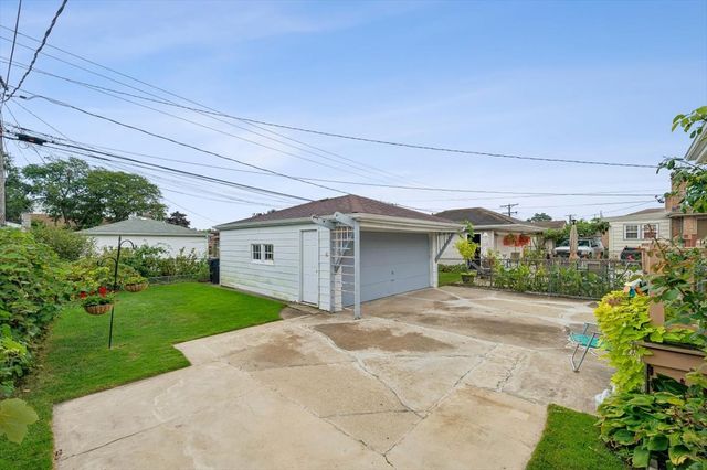 4449 N Ottawa Avenue, Norridge, IL 60706