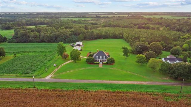 900 County Road 165, Headland, AL 36345