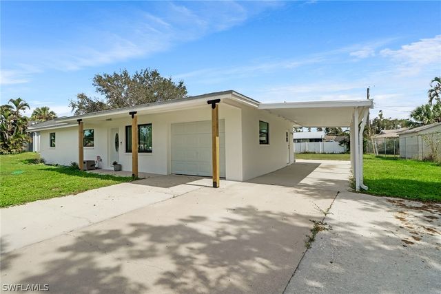 18659 Sarasota RD, Fort Myers, FL 33967