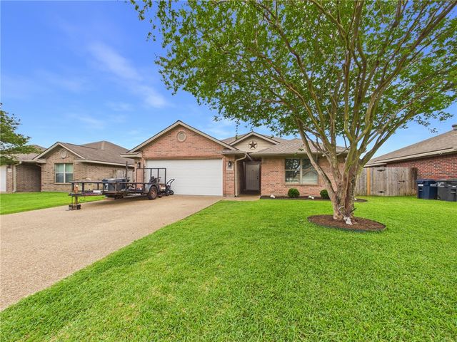 3504 Farah Drive, College Station, TX 77845