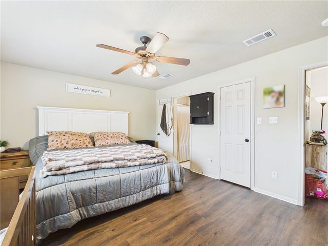 3504 Farah Drive, College Station, TX 77845