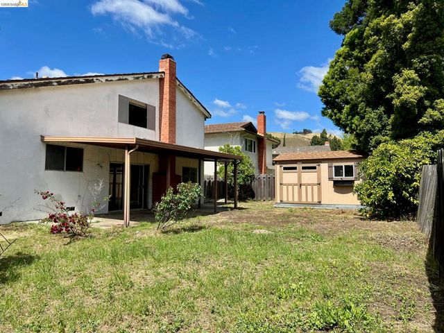 40249 San Sebastian Pl, Fremont, CA 94539