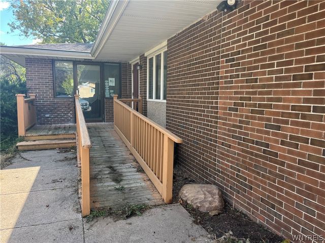 3916 Long Bridge, Albion, NY 14411