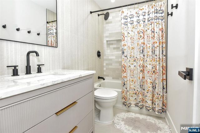 75 Demarest Avenue, Emerson, NJ 07630