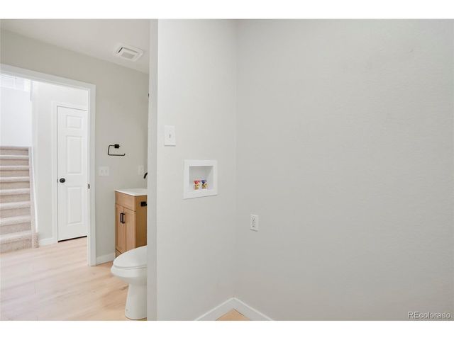 17111 E Louisiana Dr, Aurora, CO 80017