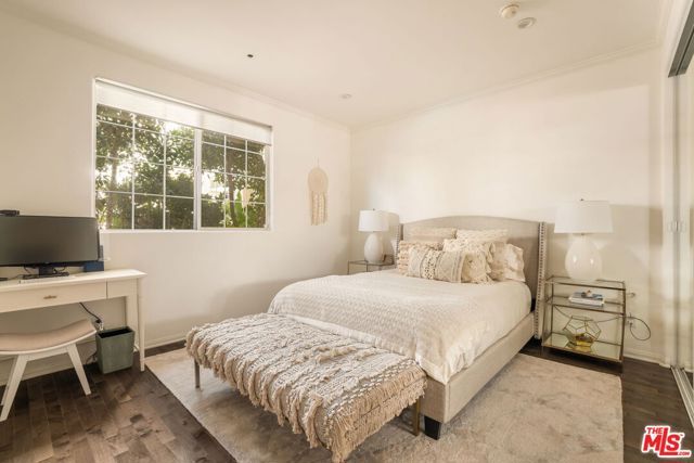 930 N Doheny Drive 103, West Hollywood, CA 90069
