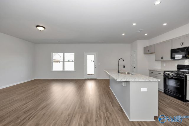 192 Mill Valley Way, New Market, AL 35761