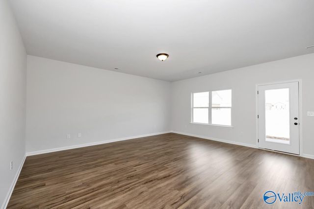 192 Mill Valley Way, New Market, AL 35761