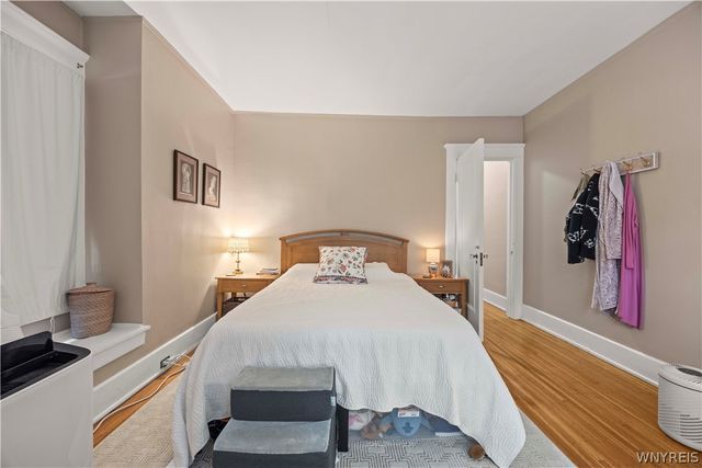 143 Oakland Place, Buffalo, NY 14222