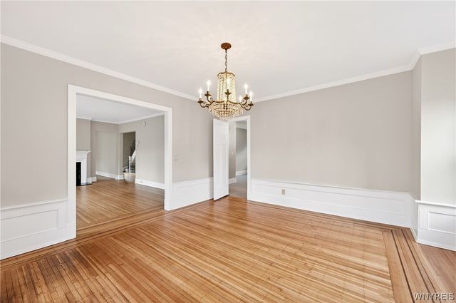 143 Oakland Place, Buffalo, NY 14222