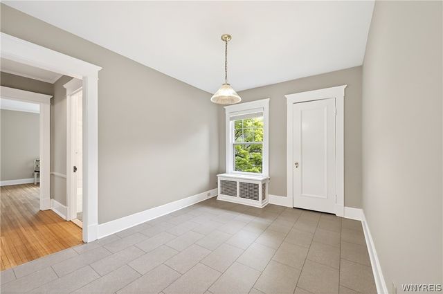 143 Oakland Place, Buffalo, NY 14222