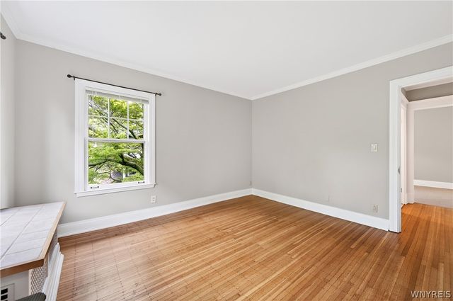 143 Oakland Place, Buffalo, NY 14222
