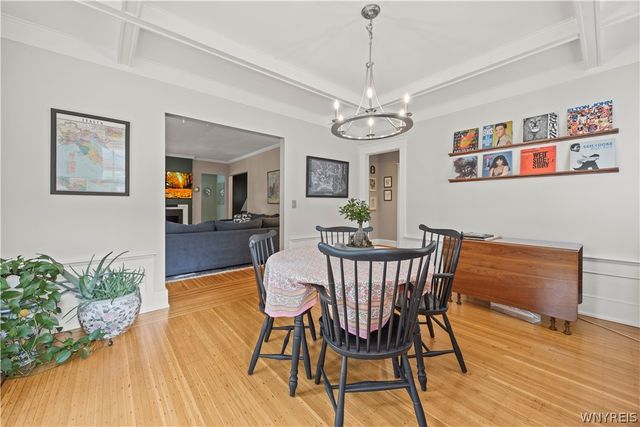 143 Oakland Place, Buffalo, NY 14222