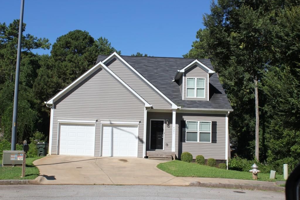 4301 Chads Park Drive, Powder Springs, GA 30127