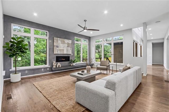 2175 Meadowcliff Drive NE, Atlanta, GA 30345
