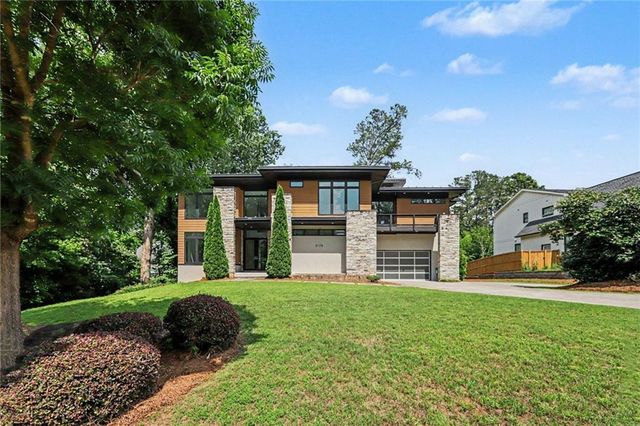 2175 Meadowcliff Drive NE, Atlanta, GA 30345