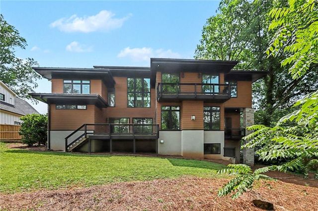 2175 Meadowcliff Drive NE, Atlanta, GA 30345