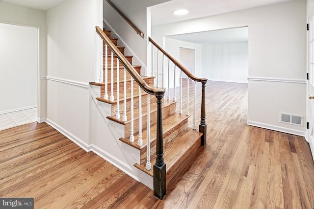 16 BEMIS RD, Newark, DE 19711