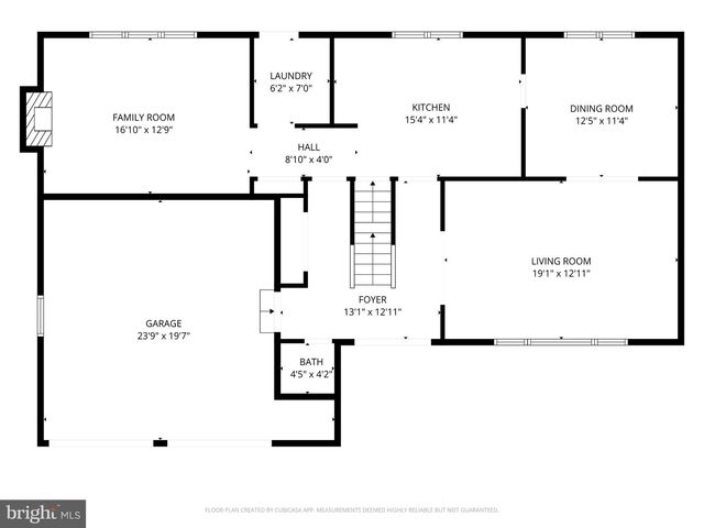 16 BEMIS RD, Newark, DE 19711