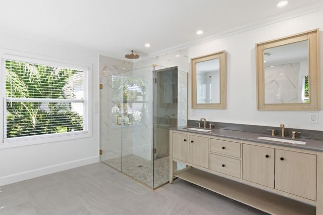 5060 18TH AVENUE W, Bradenton, FL 34209