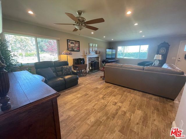 16962 Agate Circle, Huntington Beach, CA 92649