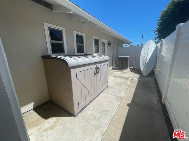 16962 Agate Circle, Huntington Beach, CA 92649