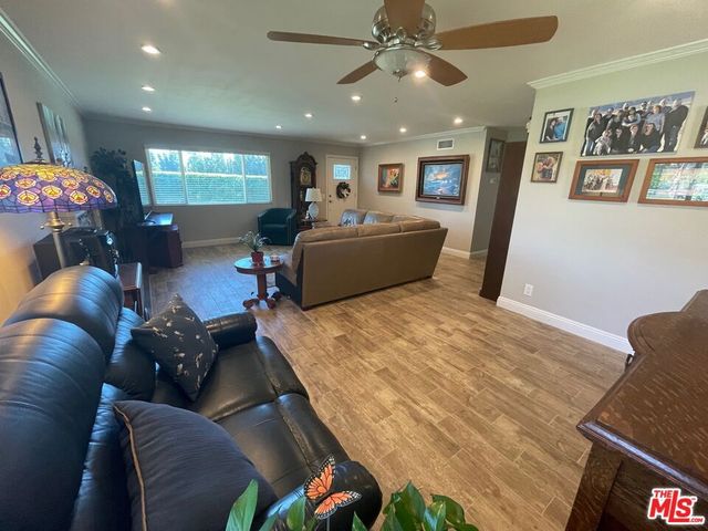16962 Agate Circle, Huntington Beach, CA 92649