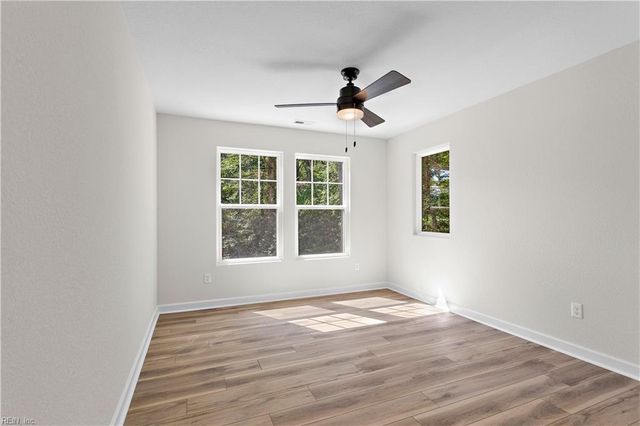 6 AC Harris Creek RD, Hampton, VA 23669