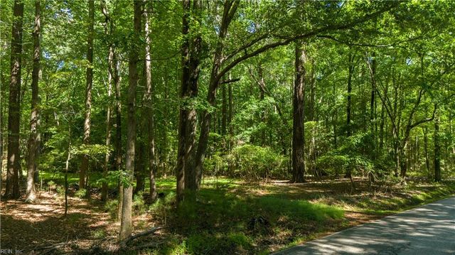 6 AC Harris Creek RD, Hampton, VA 23669