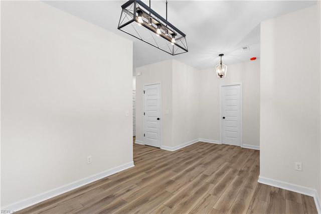 6 AC Harris Creek RD, Hampton, VA 23669