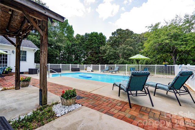 2002 Flint Hill Church Road, Shelby, NC 28152