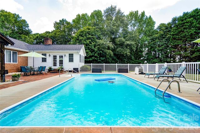 2002 Flint Hill Church Road, Shelby, NC 28152