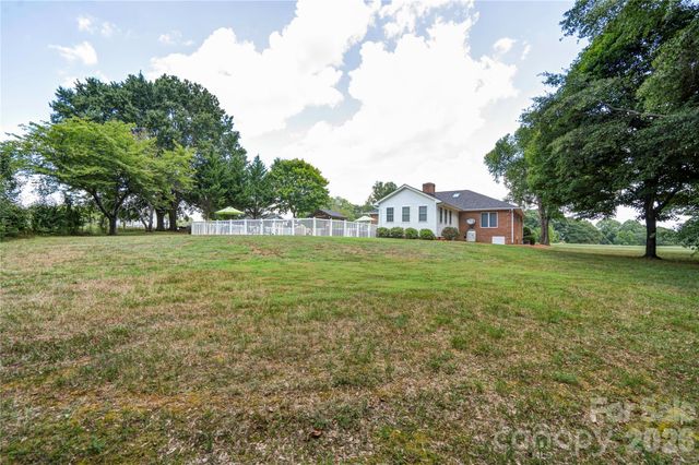 2002 Flint Hill Church Road, Shelby, NC 28152