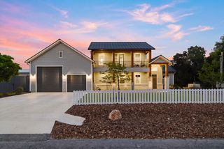 2551 Lakeshore DR, Canyon Lake, TX 78133