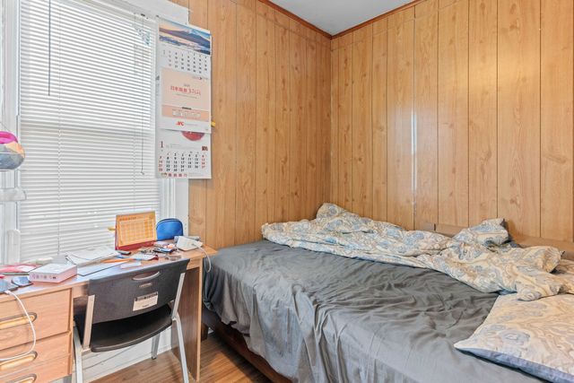 318 W 24th Place, Chicago, IL 60616