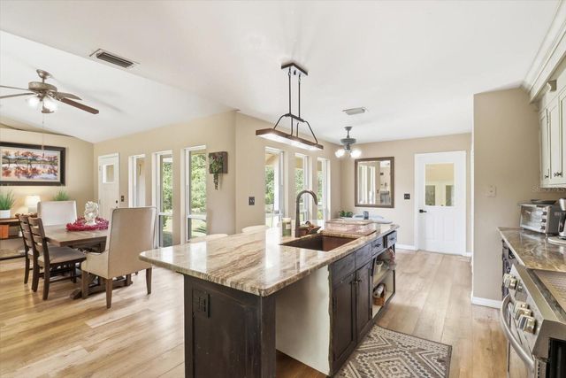 5900 S MAGNOLIA AVENUE, Ocala, FL 34471
