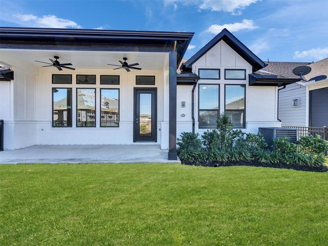 14233 Juniper Breeze Court, Willis, TX 77318