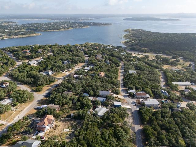 1558 Trailridge Drive, Canyon Lake, TX 78133