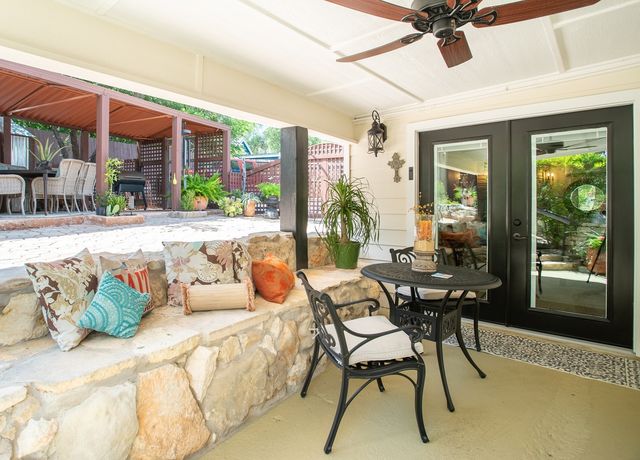 1558 Trailridge Drive, Canyon Lake, TX 78133