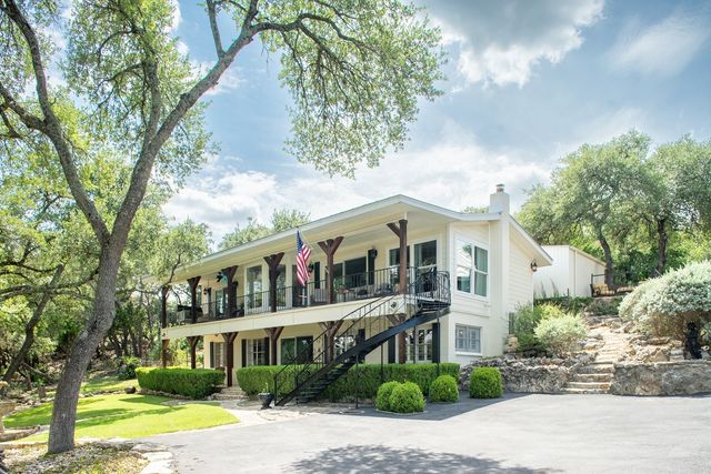 1558 Trailridge Drive, Canyon Lake, TX 78133