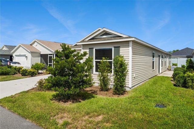 7548 KUENHER COURT, The Villages, FL 34762