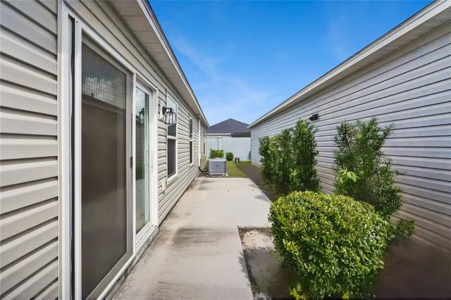7548 KUENHER COURT, The Villages, FL 34762