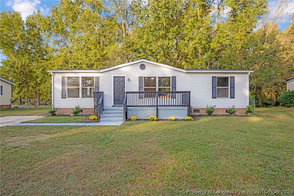 1136 Pasture Lane, Fayetteville, NC 28312 — exterior
