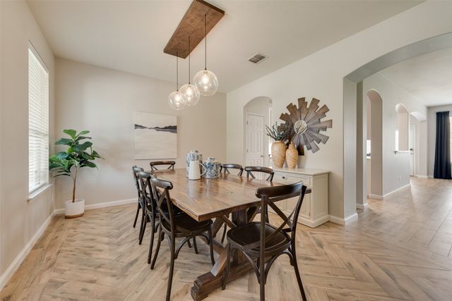 209 Foreston Drive, Roanoke, TX 76262