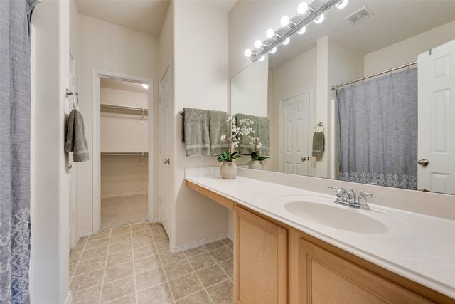 209 Foreston Drive, Roanoke, TX 76262