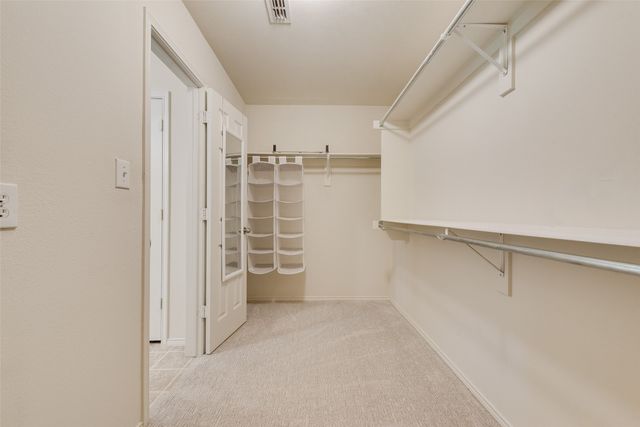209 Foreston Drive, Roanoke, TX 76262
