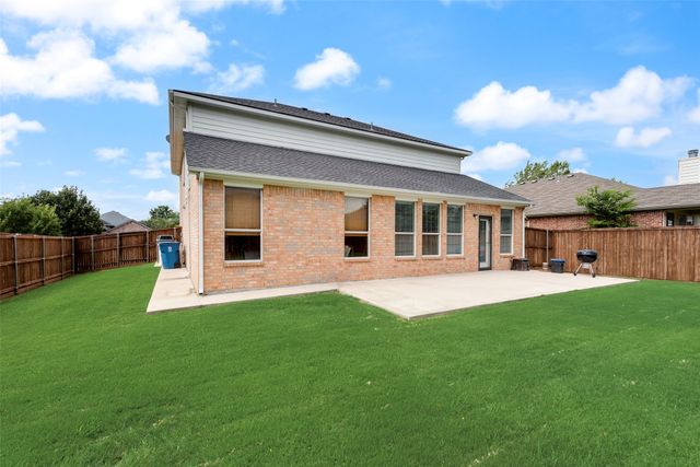 209 Foreston Drive, Roanoke, TX 76262