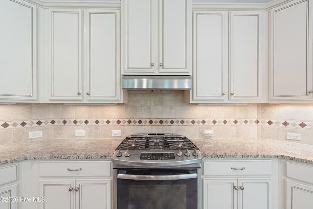 3826 Grand Willow Circle, Southport, NC 28461